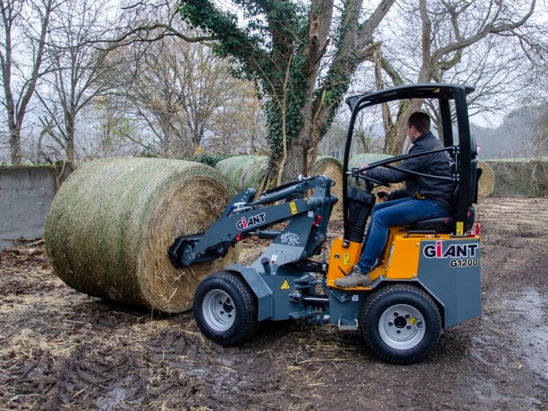 מיני מעמיס GIANT G1200 HD